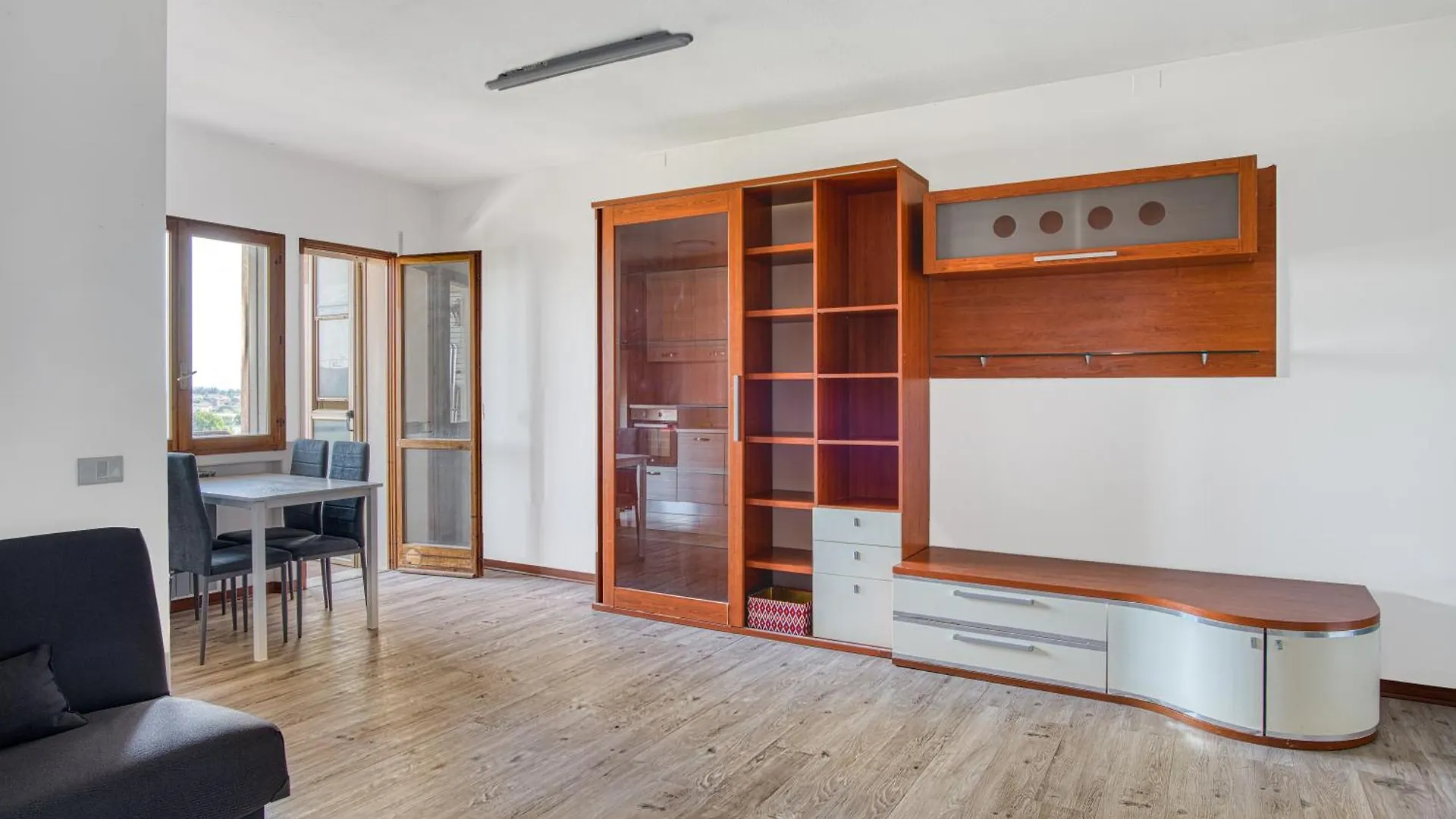 Elegant Stay In Perugia Apartment